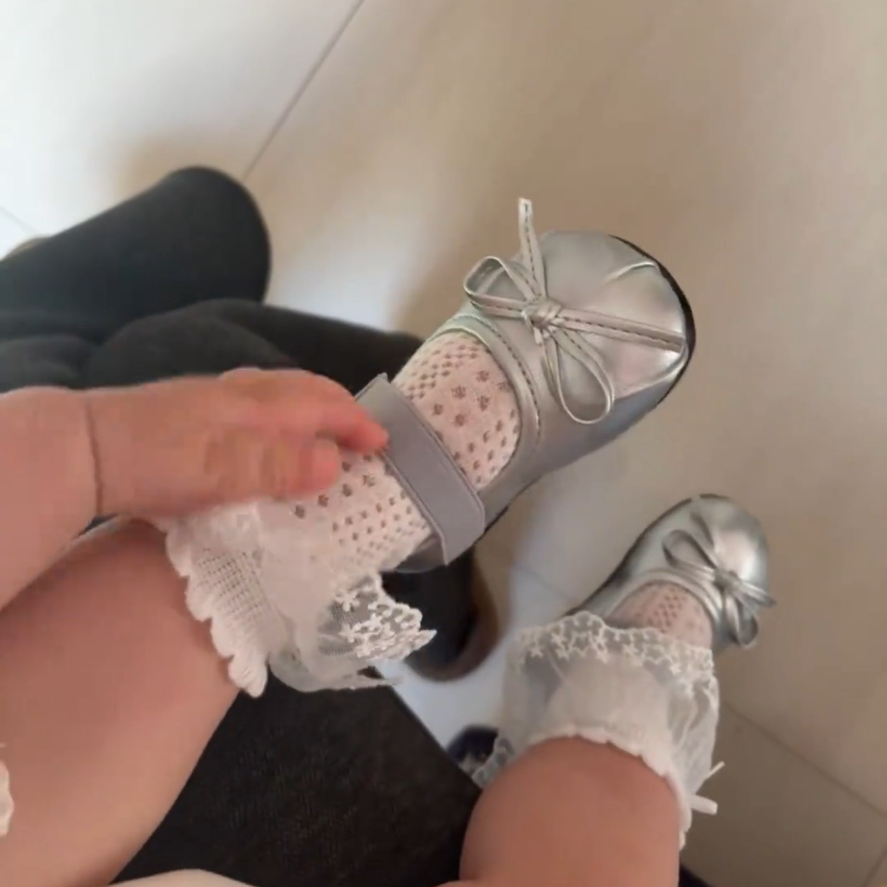芭蕾风单鞋软底婴儿学步鞋儿童皮鞋小童女童蝴蝶结公主鞋银色