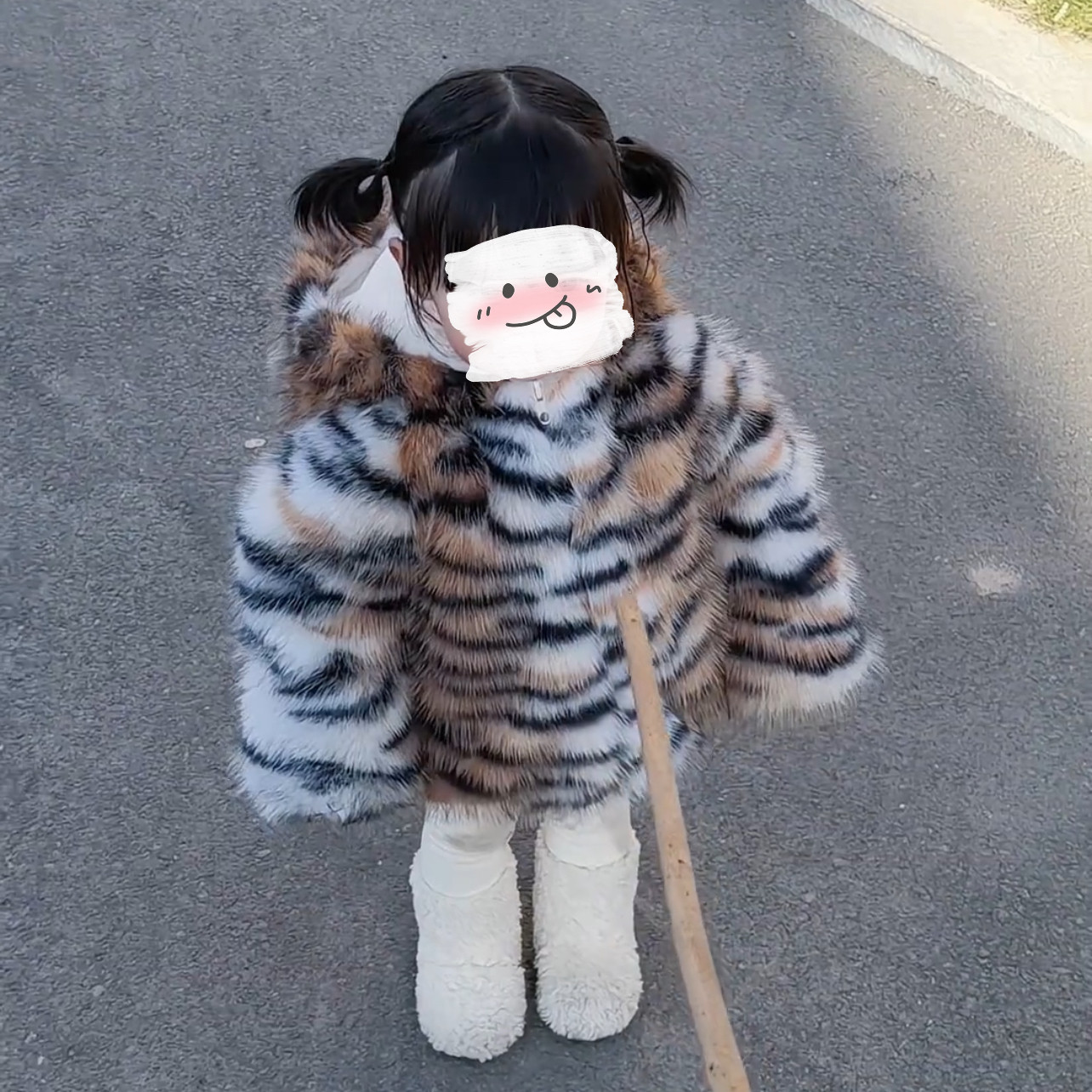 加厚卡通女小童2025保暖毛毛衣男女童加绒外套冬季儿童时尚温暖