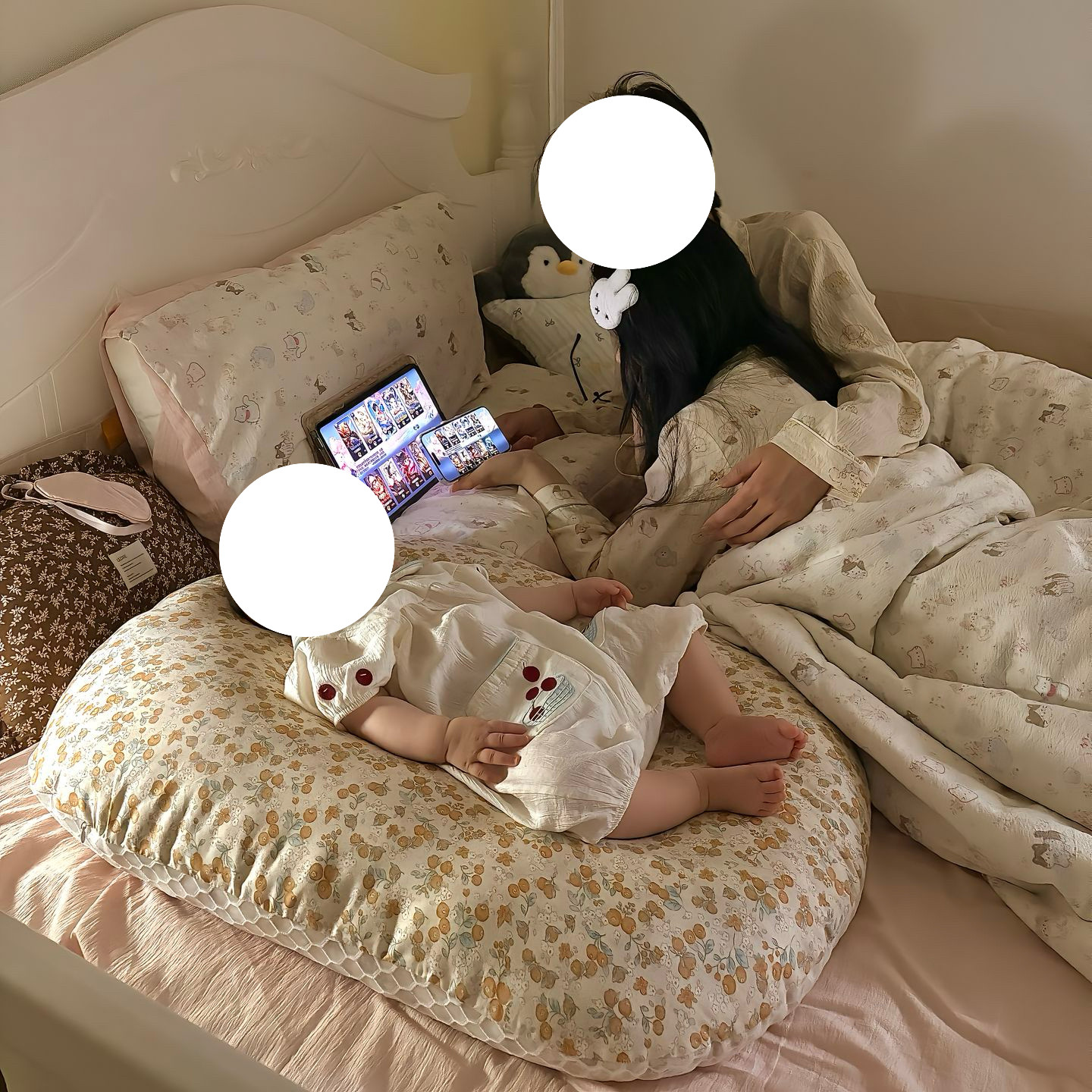 新款小碎花可爱便携新生儿枕头呛奶神器婴儿防吐奶胀气斜坡垫