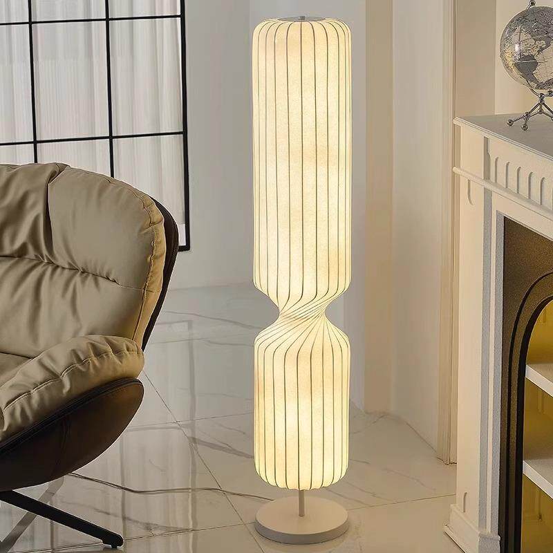 奶油风沙发旁边客厅落地灯高级感轻奢创意立式卧室装饰氛围蚕丝灯