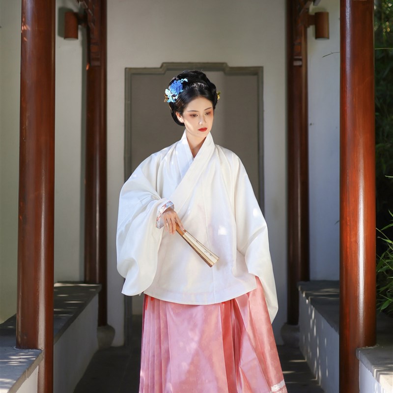 囿春【夏季新品】猫蝶璎珞 仿妆花纱马面裙 明制汉服 马面裙面料