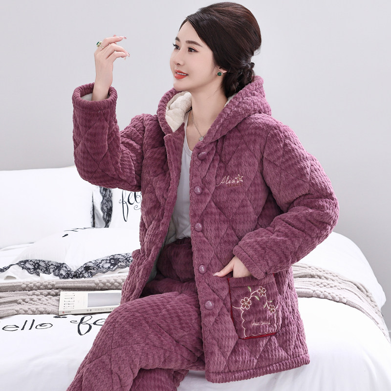 妈妈睡衣女冬三层加厚珊瑚绒夹棉袄加绒中老年人秋冬季保暖家居服