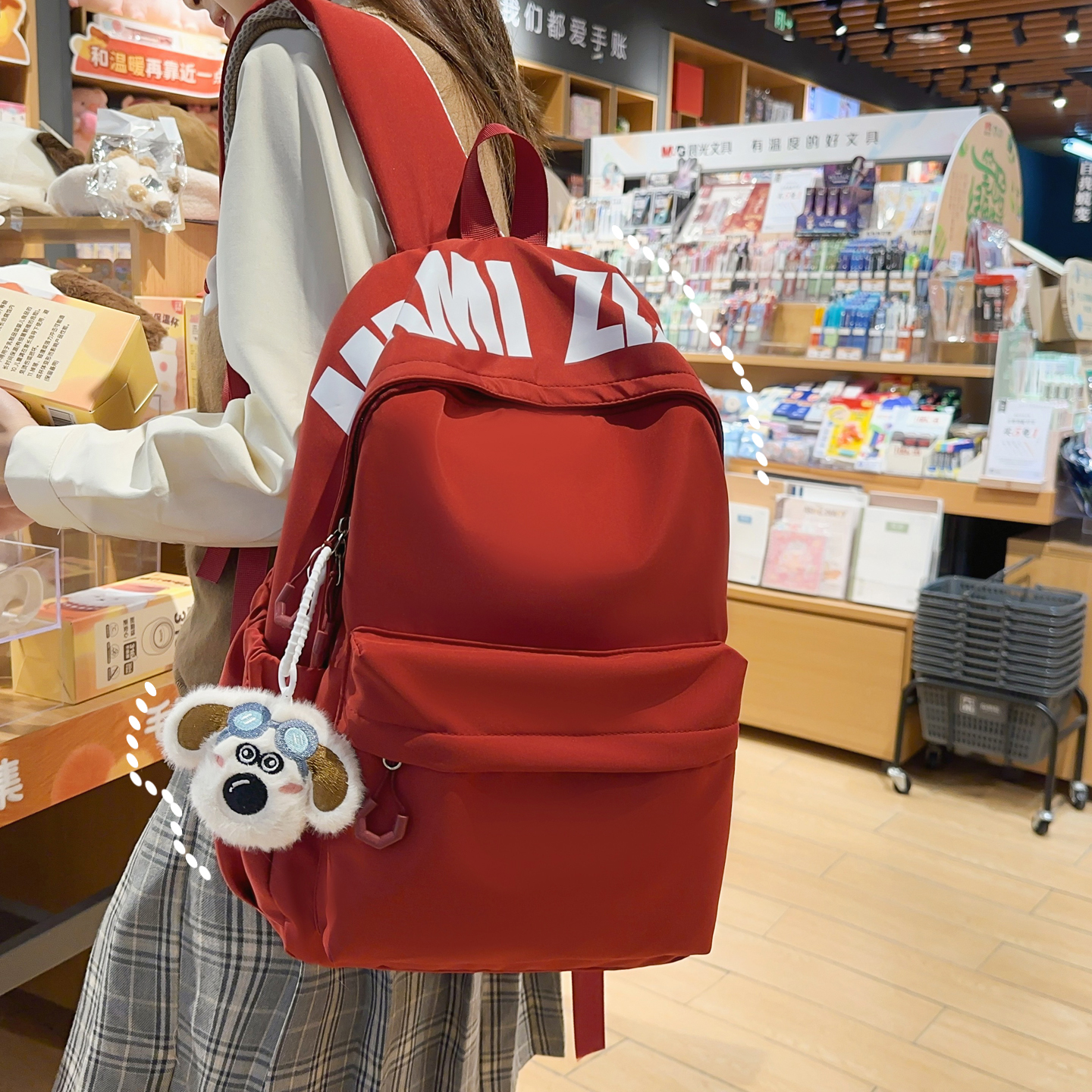 简约轻便双肩背包减负背包