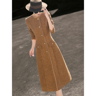 兰瑟儿2025秋冬新款气质名媛小香风木耳边修身显瘦羊毛呢连衣裙女