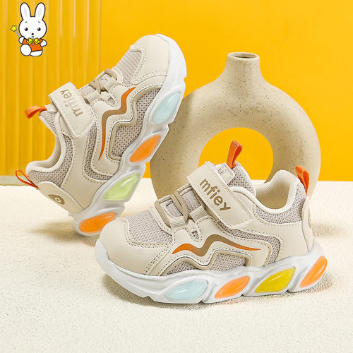 班纳米菲春秋款男童运动鞋