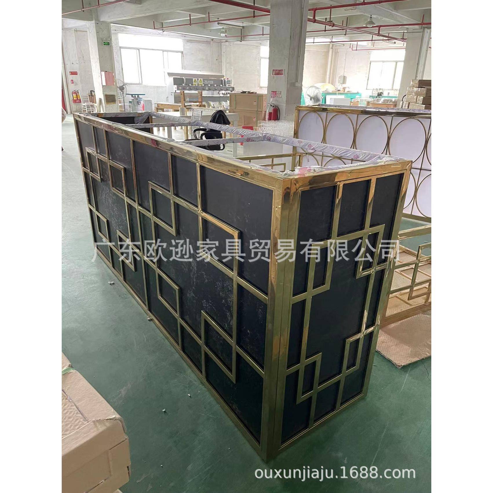 不锈钢加亚克力混合材料婚庆装饰大吧台亚克力吧桌