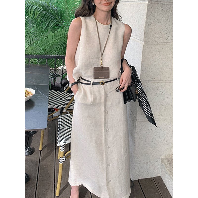 日常通勤休闲气质时尚洋气女装夏无袖米色上衣半身裙小香风套装女