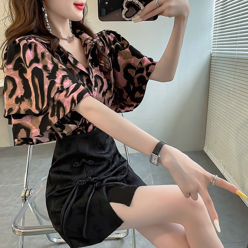 大码宽松雪纺衬衫2024新款女夏季粉色豹纹衬衣独特设计感气质上衣