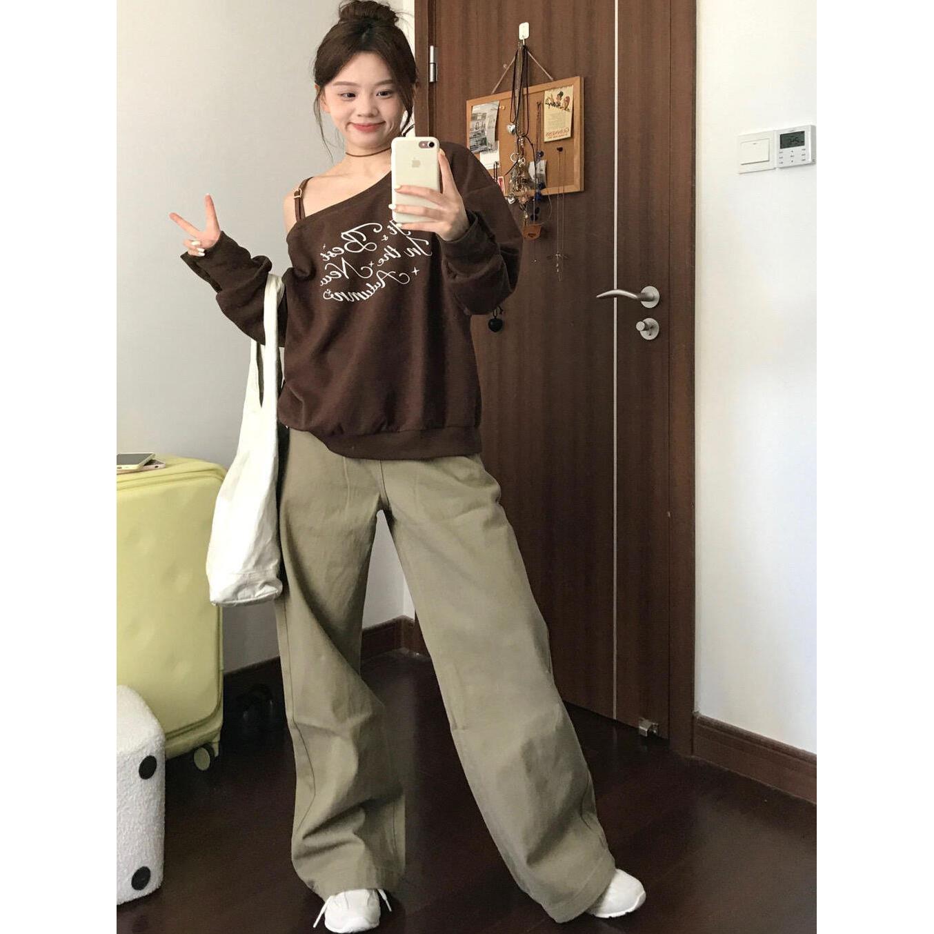 美式咖色字母露肩卫衣女2025秋慵懒高级宽松休闲长袖挂脖T恤洋气
