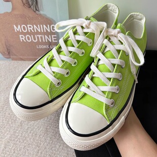 时尚荧光绿色低帮帆布鞋2026新款潮流百搭板鞋ins风系带休闲女鞋