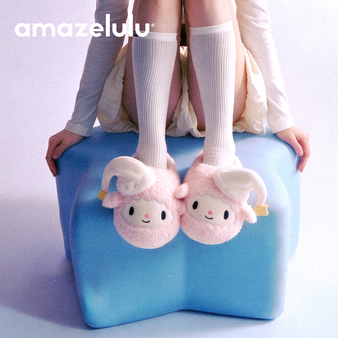 amazelulu三丽鸥正版美乐蒂可爱卡通毛绒棉拖鞋女冬保暖居家防滑