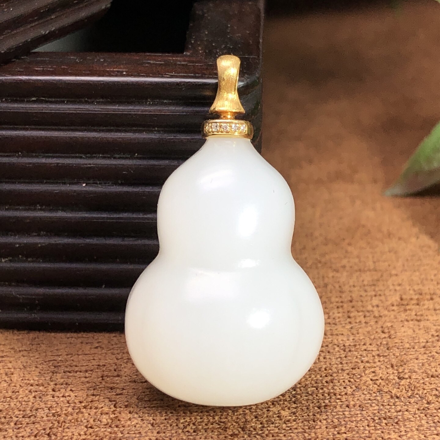 新疆和田玉羊脂白玉气质金镶玉福禄吊坠葫芦山料颈饰项坠天然玉石