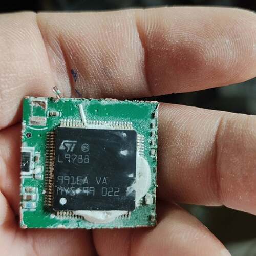 可维修L9788芯片9个，价450包邮，C15议价