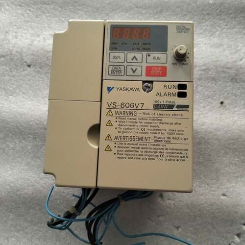 可维修CIMR-V7AT40P4安川变频器，0.4KW，380V，议价
