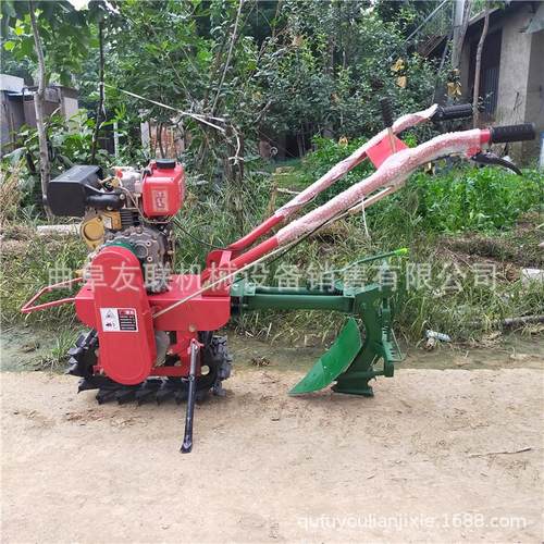 菜园锄地翻地耕耘机 柴油履带式播种施肥耕耘机 小型田园犁地机