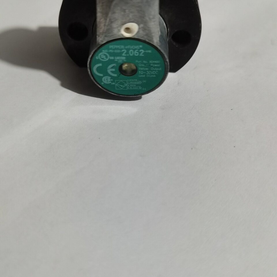 接近开关耐高压传电感器