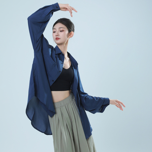 青蝶舞现代舞服爵士舞舞蹈衬衫上衣宽松飘逸轻薄练功服演出服装女