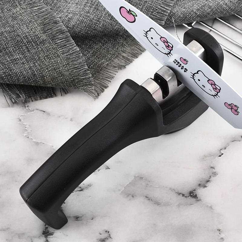 新款直销不锈钢磨刀器手动金刚石磨刀工具厨房三段磨刀石创意定角