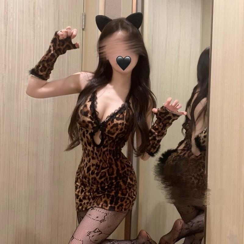 情趣内衣新款性感纯欲豹纹诱惑高级感制服可爱小胸吊带包臀裙睡衣