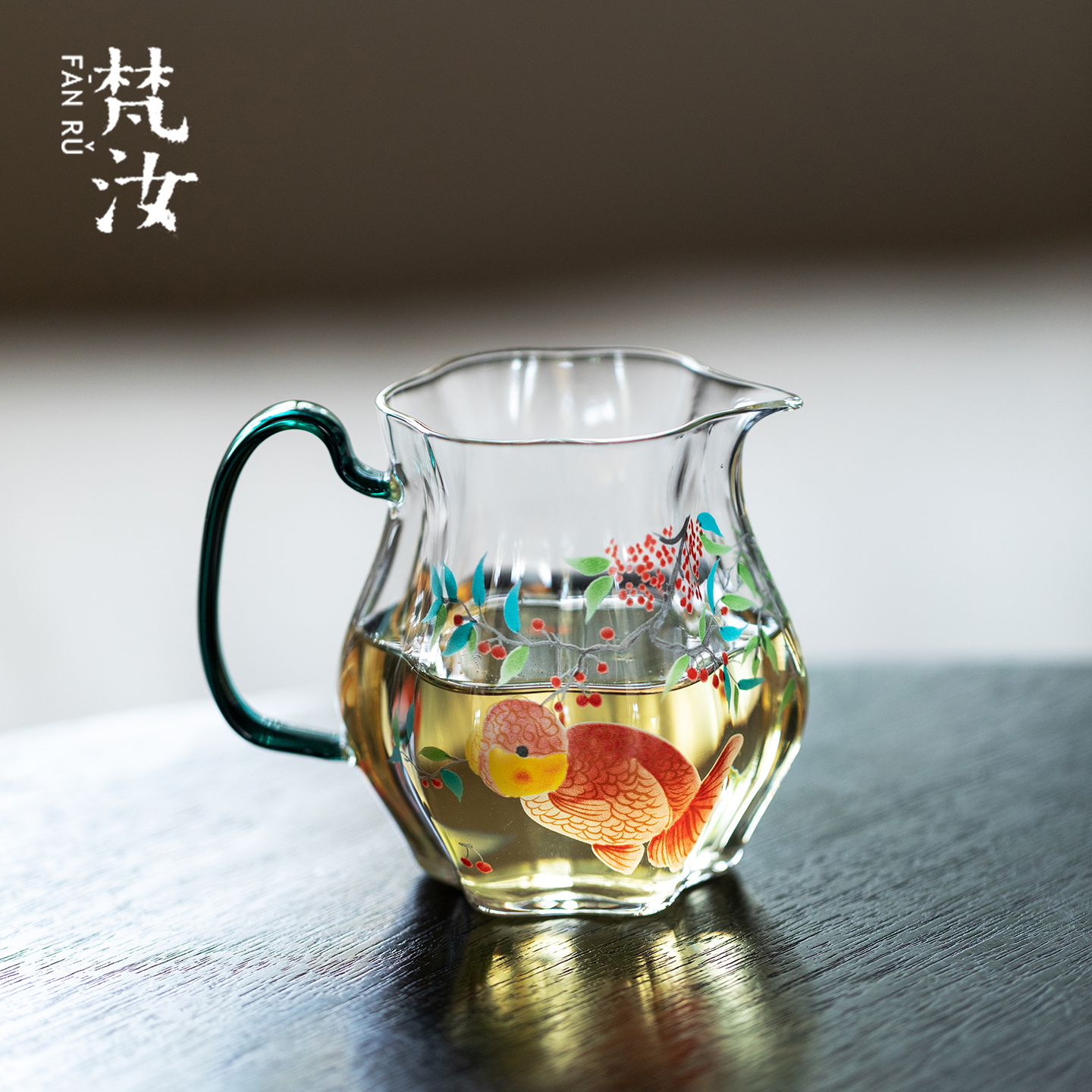 梵汝 玻璃粉彩胖头鱼瓜楞公杯不烫手带把茶海创意手工透明分茶器