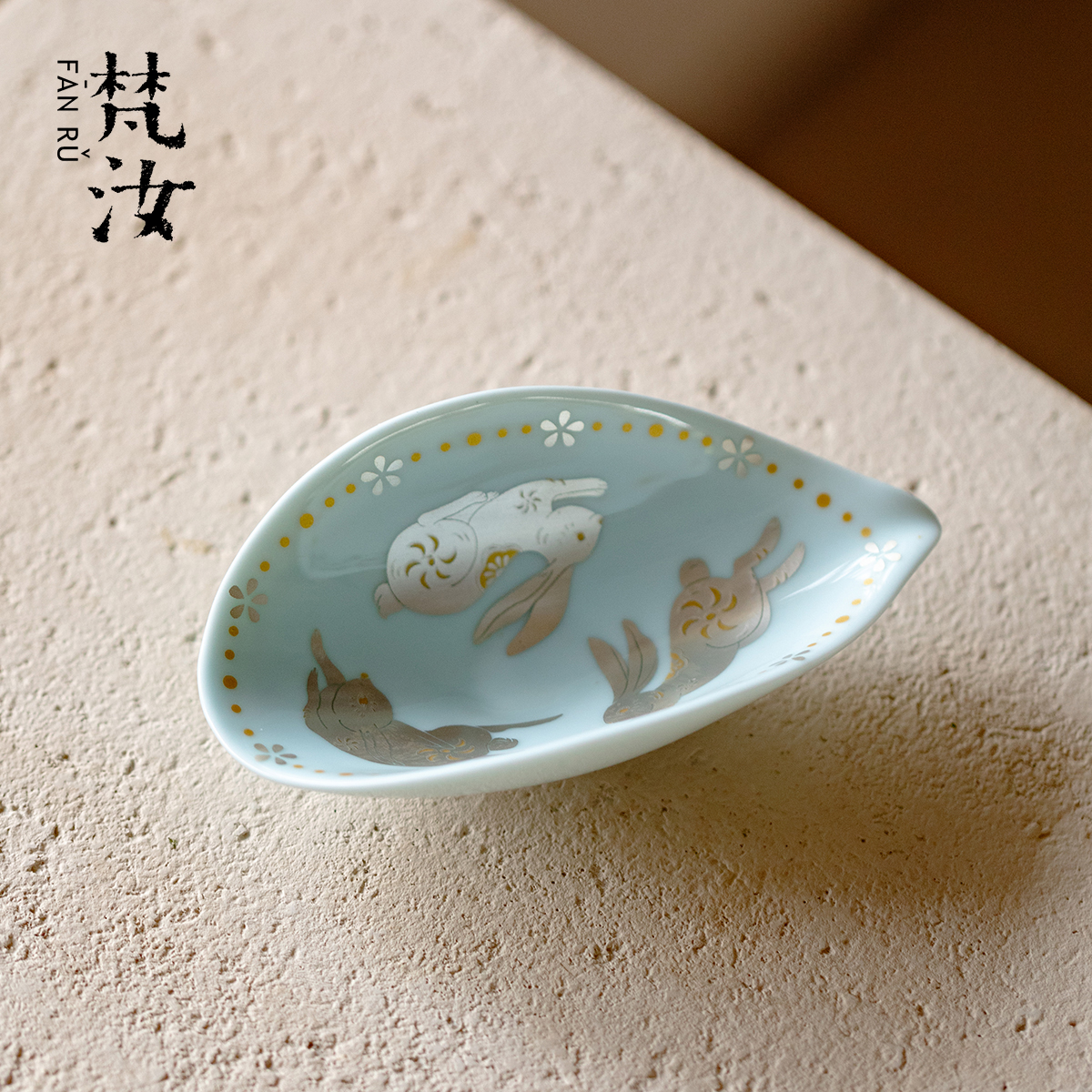 梵汝错金银彩玉兔茶则玉瓷赏茶