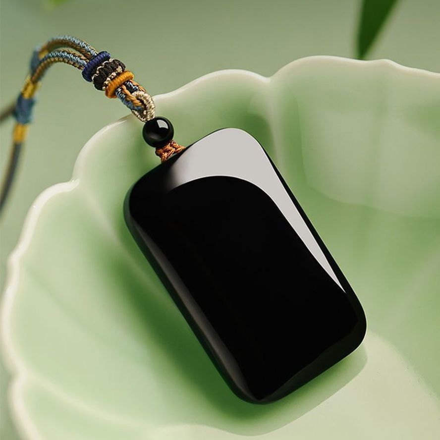 和田玉墨玉事牌面包牌吊坠挂件黑色细腻油润男女同款国检