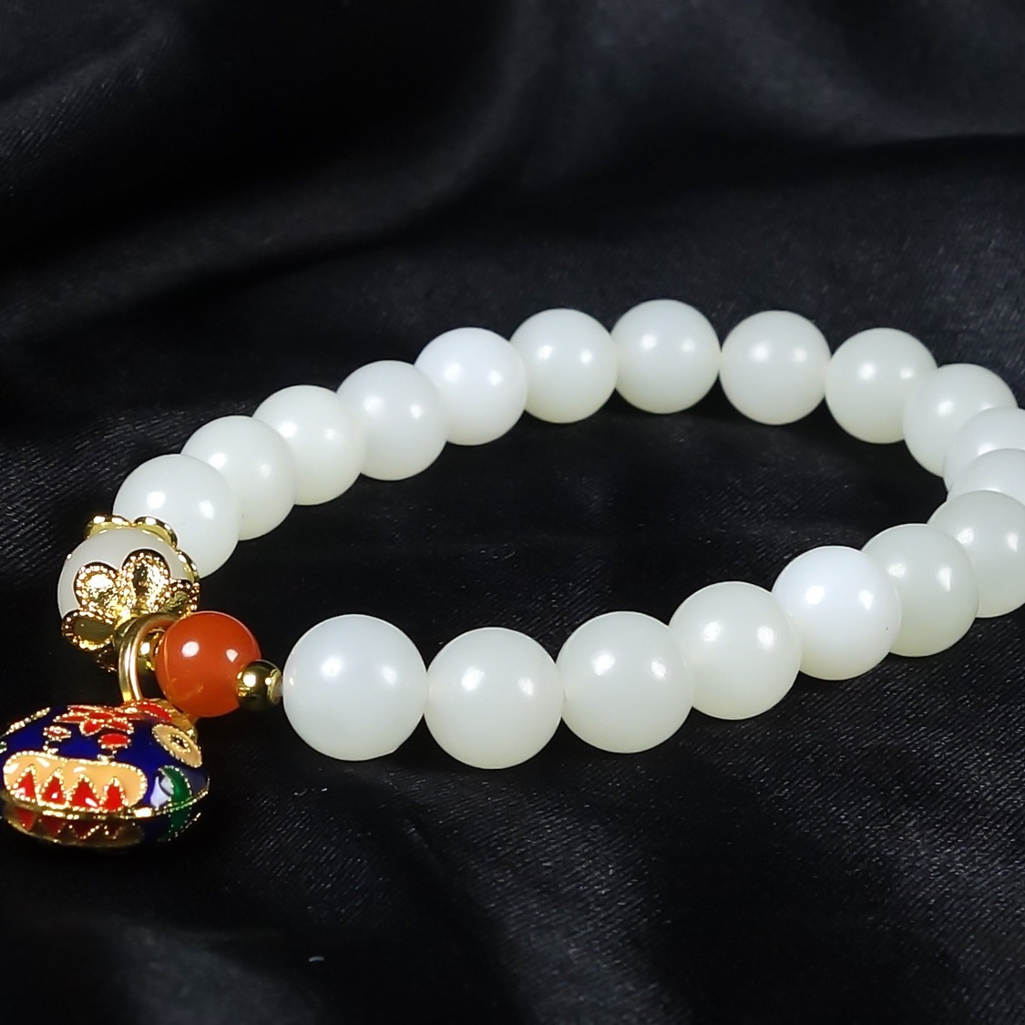古法吞金兽天然新疆和田玉手链白玉圆珠南红配珠手链一件