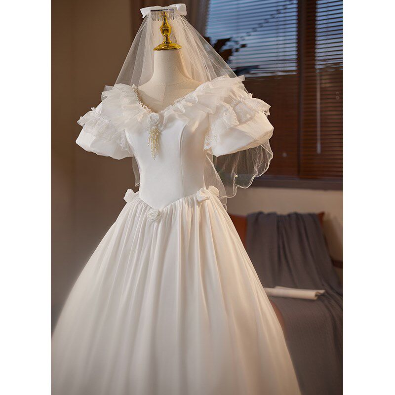 法式出门领证登记复古缎面新娘轻婚纱小个子海边古董白色蕾丝礼服