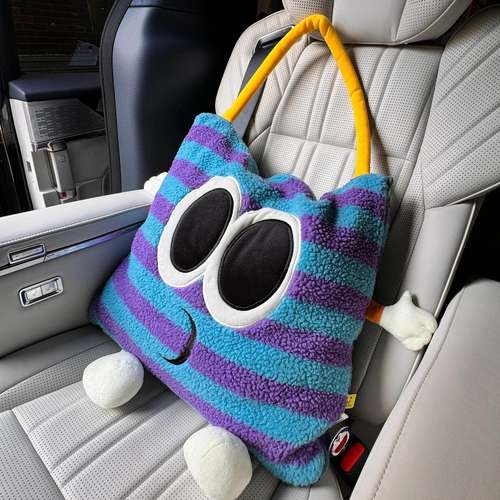 多巴胺多功能时尚手拎抱枕被子两用汽车沙发盖毯二合一车载靠枕