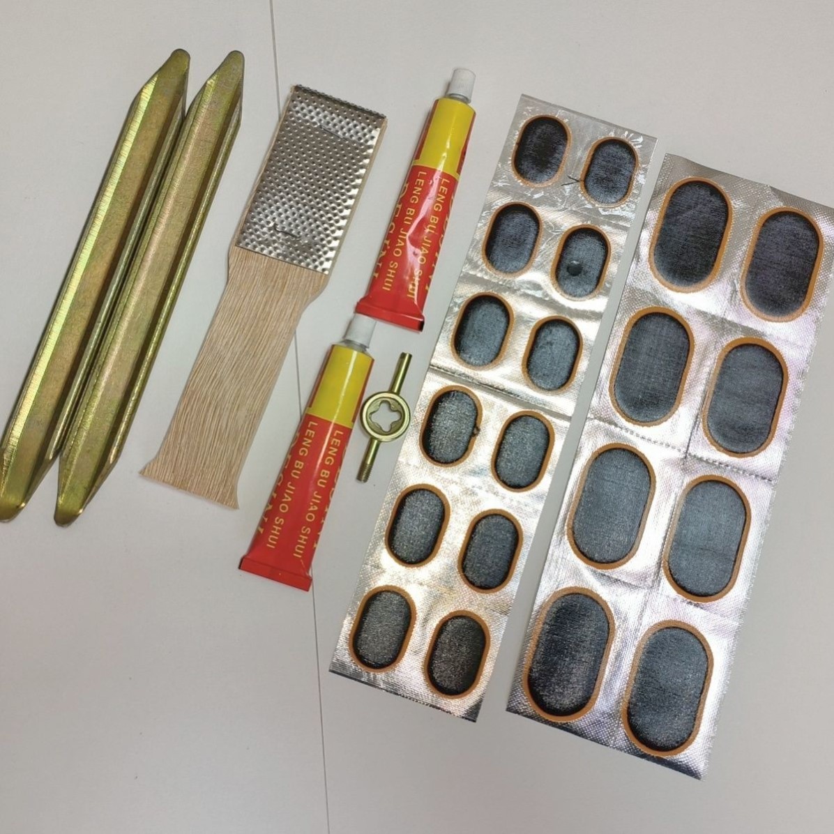 补雨鞋专用贴补丁贴水鞋修补胶雨裤补胶鞋贴修下水裤雨靴工具胶水