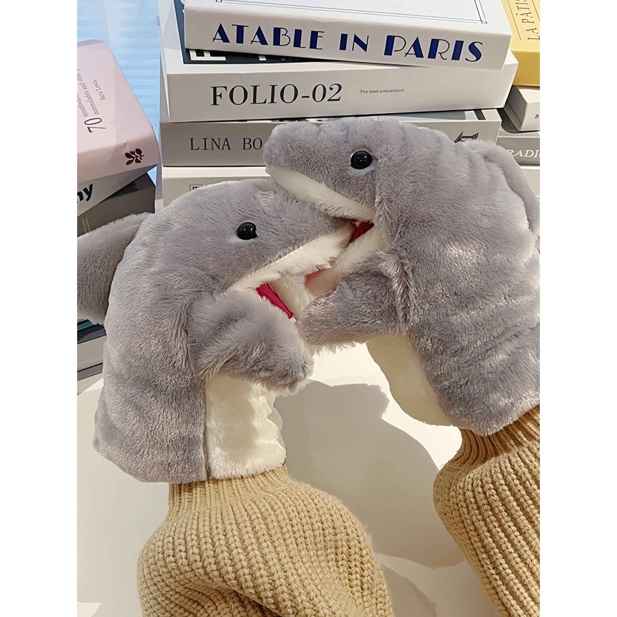 小鲨鱼手偶手套玩偶公仔可张嘴娃娃动嘴整蛊毛绒玩具奇葩生日礼物