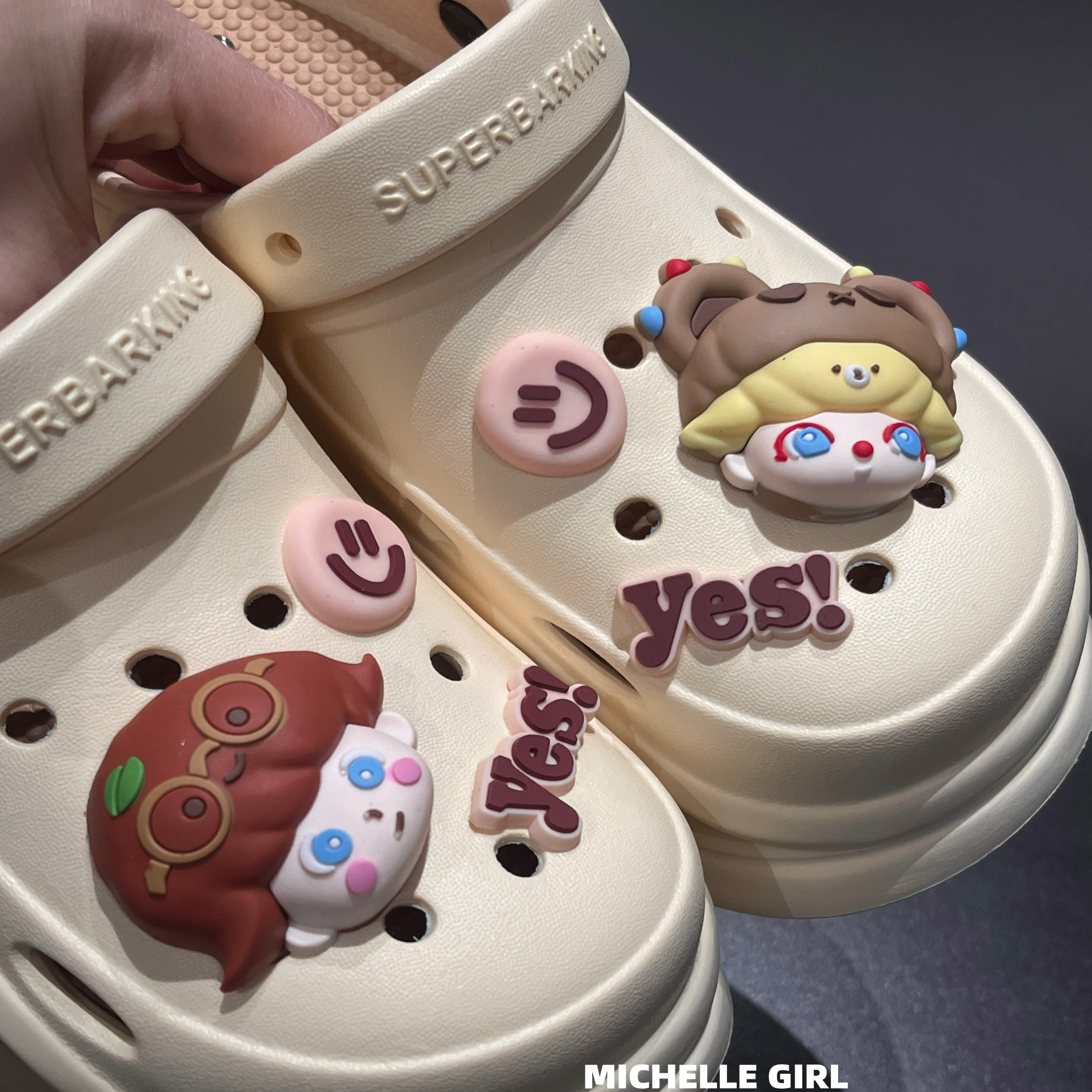 MG立体卡通泡泡男孩洞洞鞋饰扣