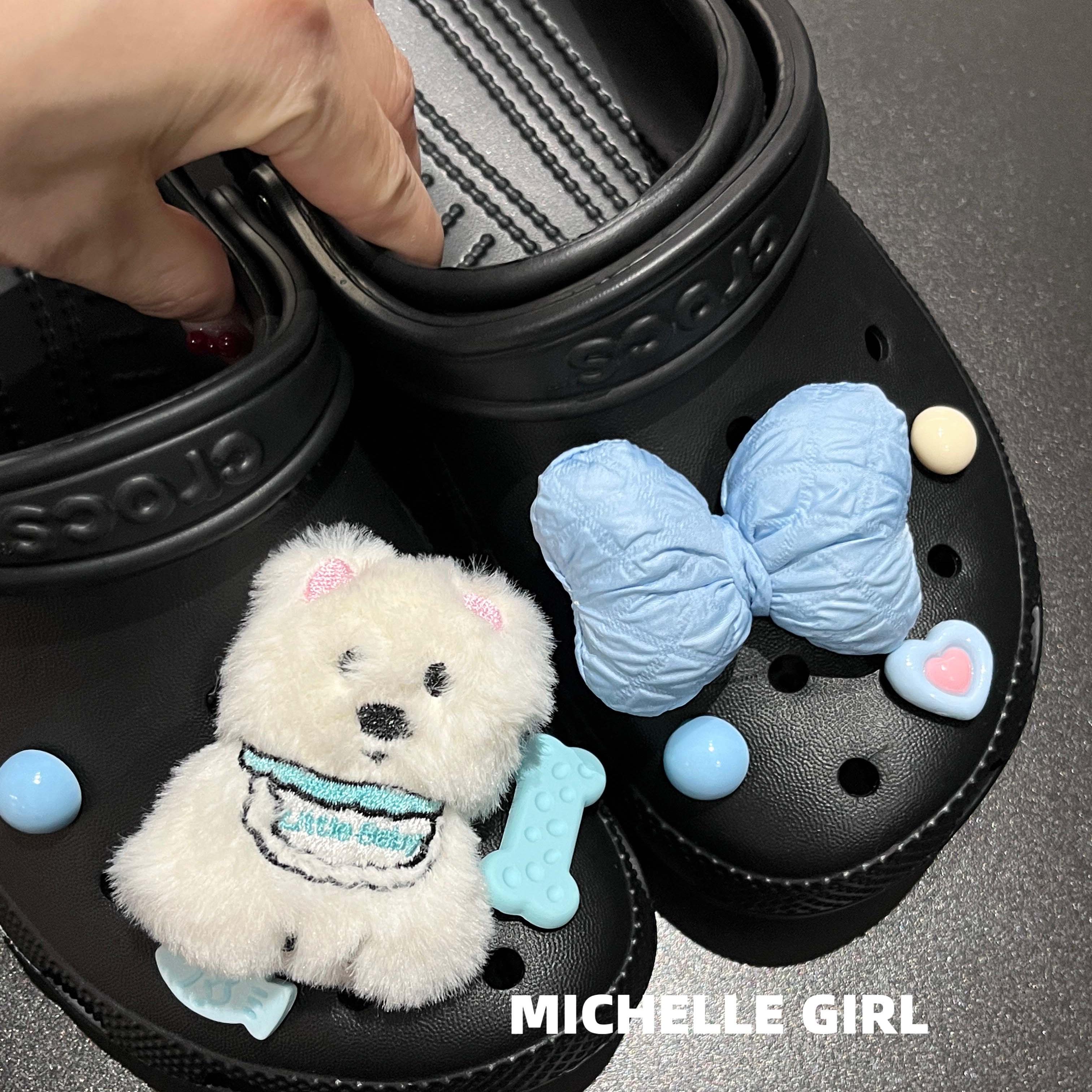 MichelleGirl毛绒狗狗洞洞鞋配饰