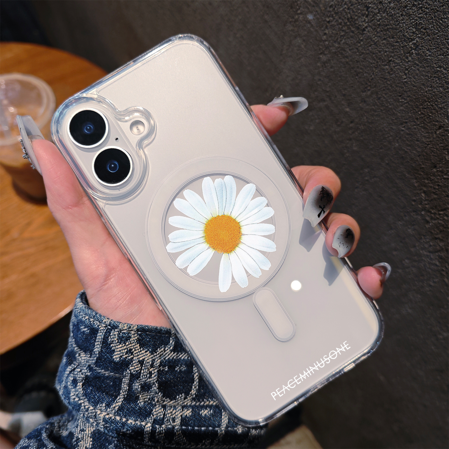 苹果17MagSafe磁吸iPhone16Pro权志龙雏菊手机壳15plus好看简约潮牌14promax小众不撞款透明防摔硬壳ip13女款