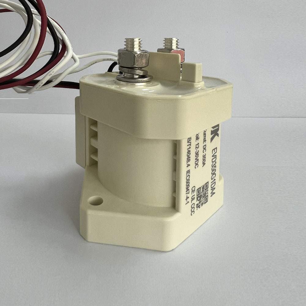 300A高压直流接触器 EVD300G1DA4 无极性带辅助开关