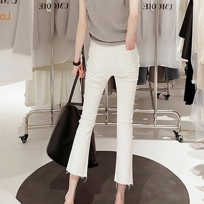 秋冬毛边白色微喇叭牛仔八九分裤