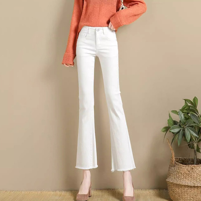 高腰白色毛边牛仔八九分微喇叭裤