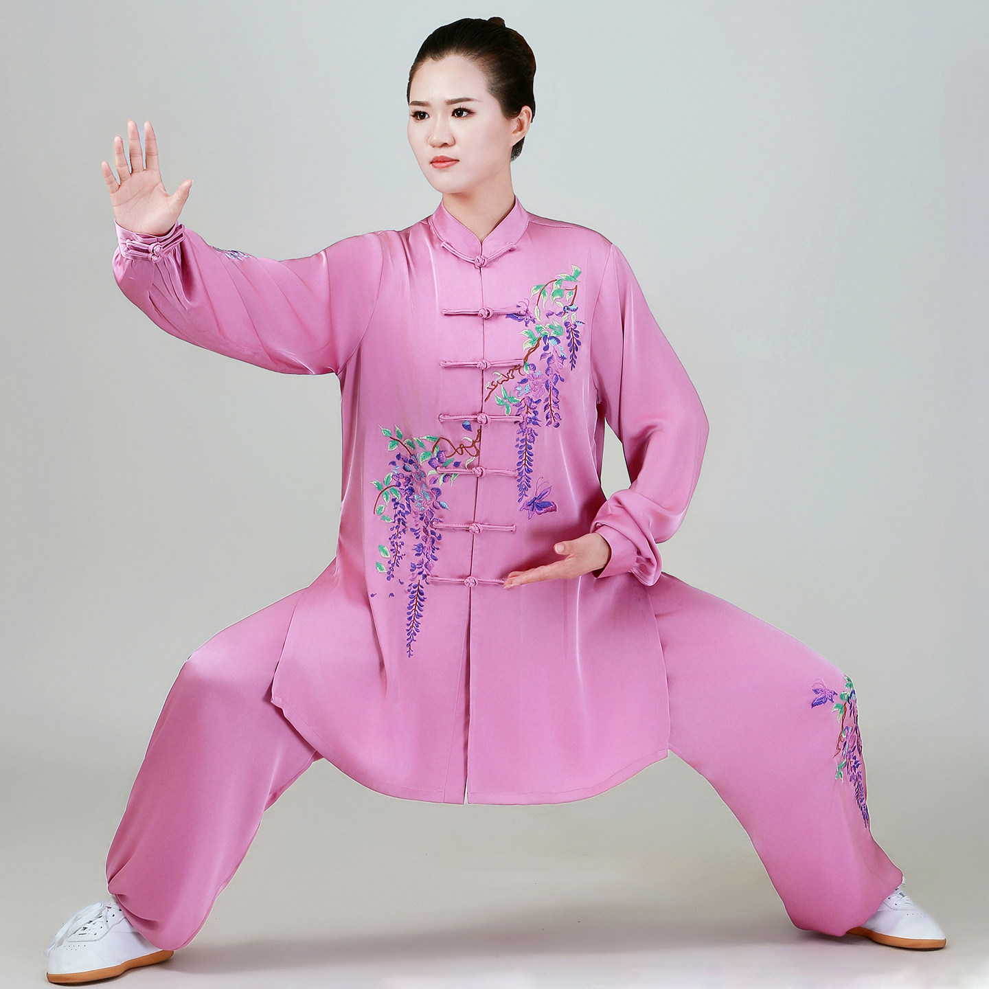恋太极高端太极服女刺绣紫藤表演比赛太极拳练功服藕粉色夏季套装