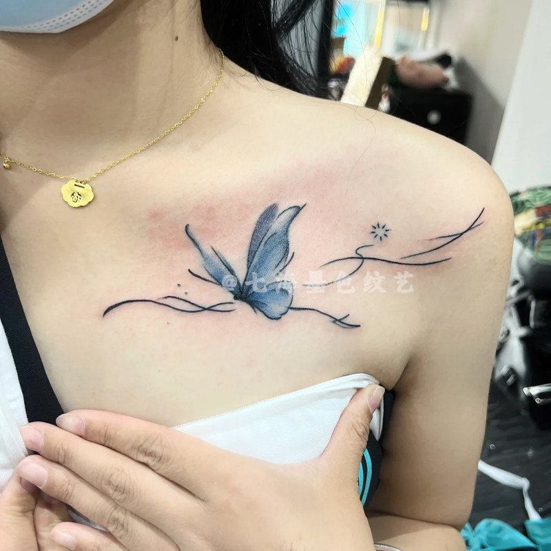 彩色蝴蝶纹身贴女防水持久胸口锁骨辣妹纯欲风小清新仿真刺青贴纸