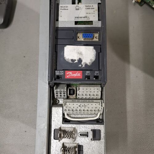 议价变频器FC-302P1K5T5E20HFC-302P2K2T5E20HFC-302P3K0T5E20H