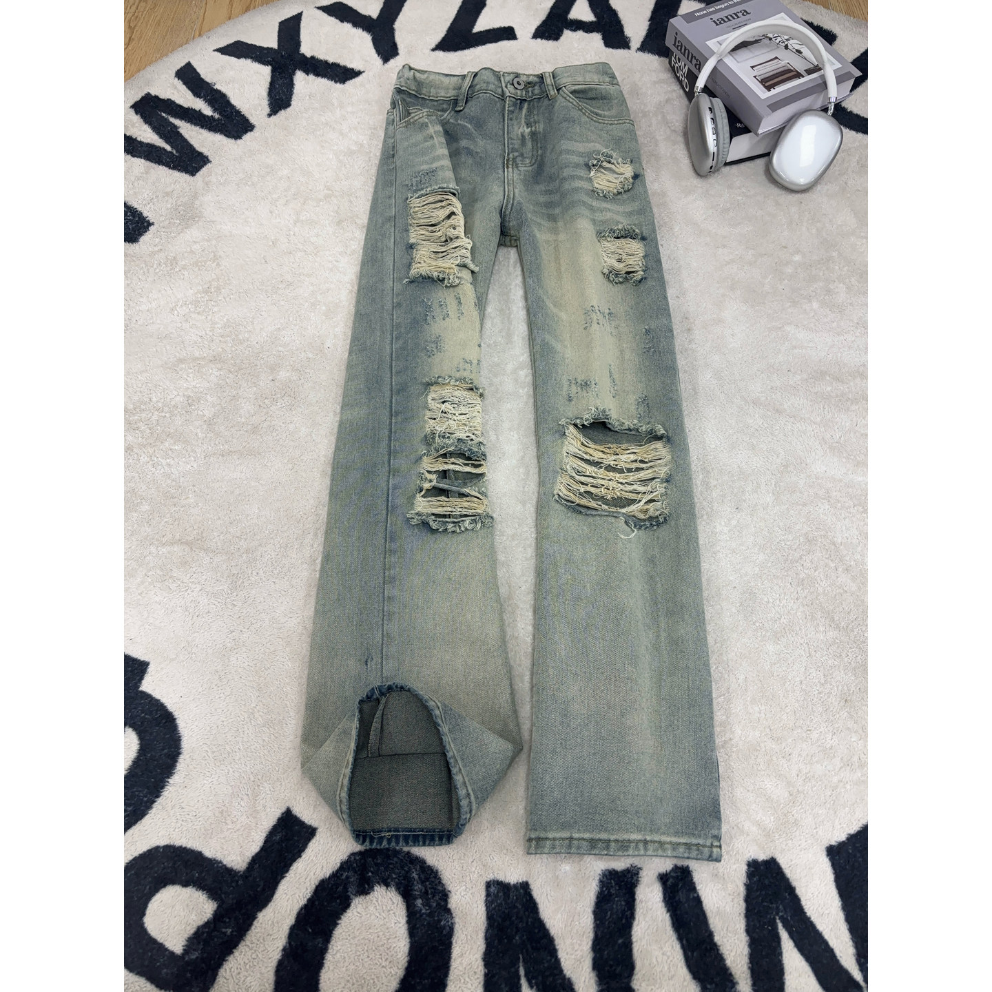 美式高街破洞宽松直筒牛仔裤男