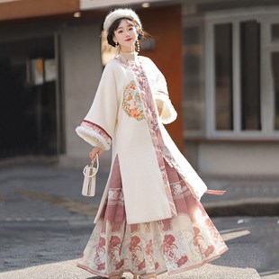 蝉佩新款明制汉服女秋冬季国风加厚加绒方领对襟衫外套改良马面裙