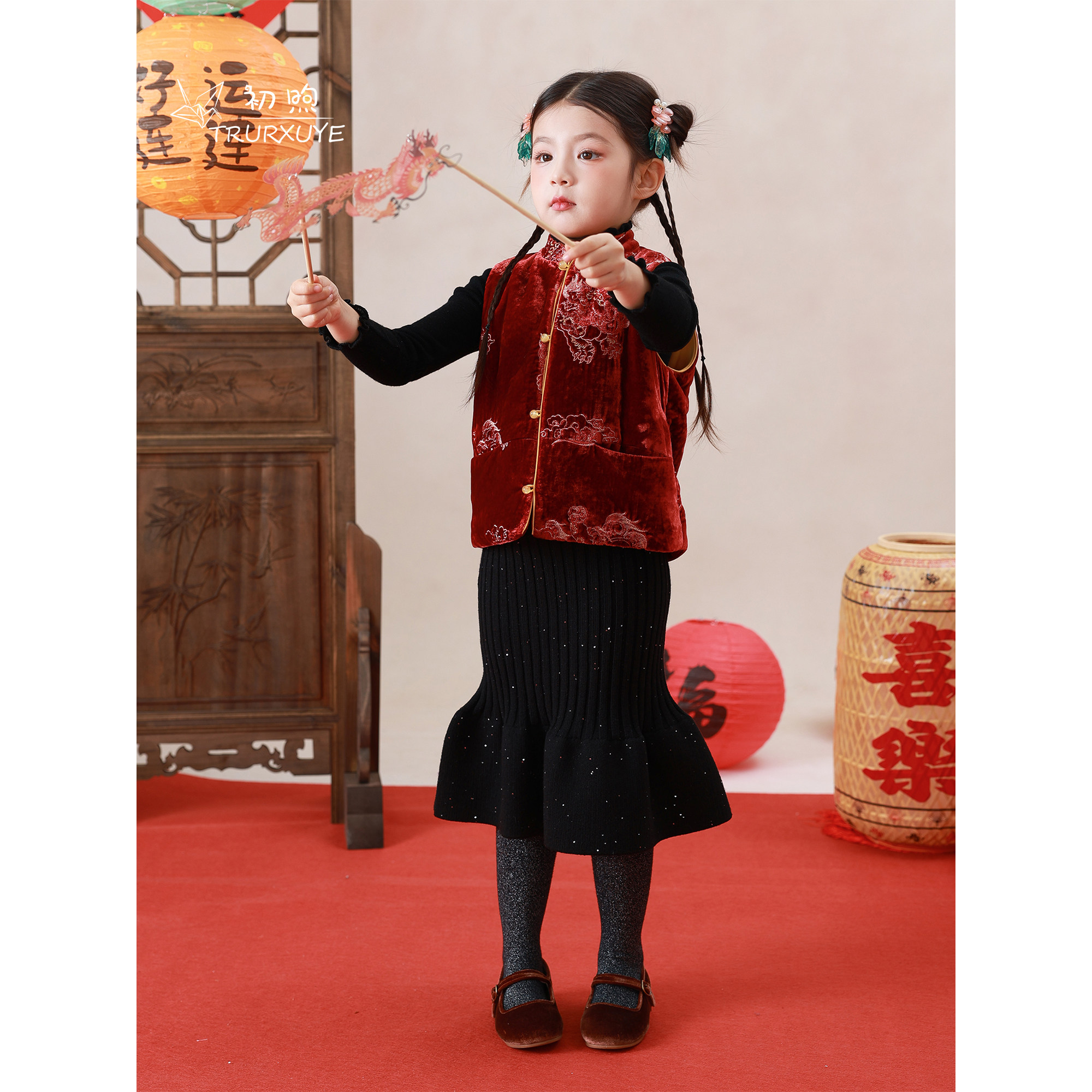 初煦 麒麟献瑞 男女童秋冬新中式喜庆夹棉马甲周岁刺绣马年拜年服,童装/婴儿装/亲子装,马甲,淘宝优惠券,粉丝福利购,淘宝优惠卷