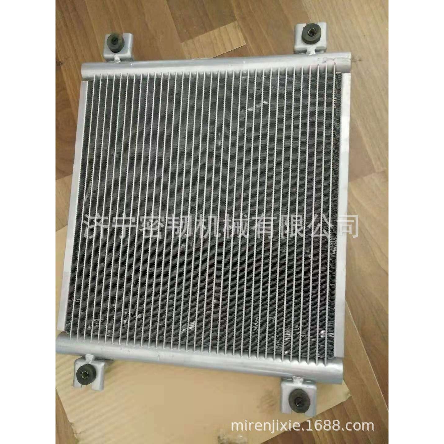 推土机全车配件SD16/SD22/SD23/SD32冷凝器23Y-58D-11000