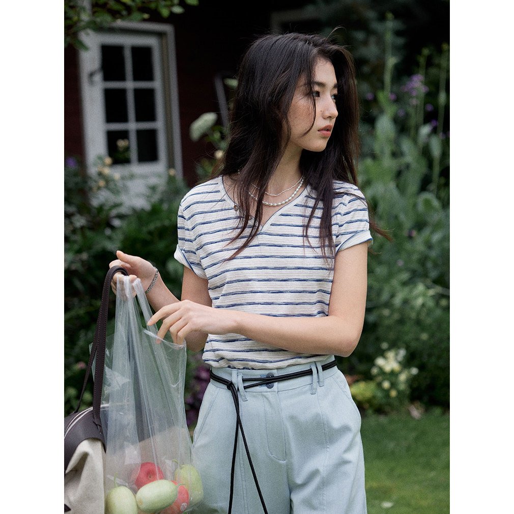 法式v领条纹短袖T恤女夏季文艺感休闲宽松显瘦透气正肩小资上衣薄