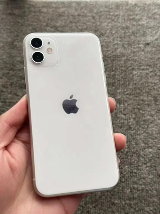 iPhone 11 Has a Clear Camera, Smooth Gaming, and Is Suitable as a Backup Phone. the Condition Is Good
