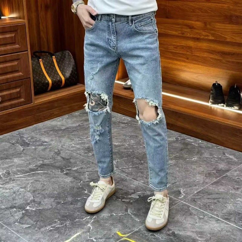 高端复古大破洞牛仔裤男修身小脚2024夏季百搭休闲浅蓝色九分裤子,男装,牛仔裤,淘宝优惠券,粉丝福利购,淘宝优惠卷