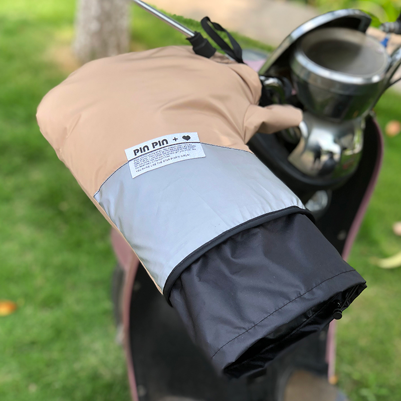 秋冬天电动车把套摩托车加厚防水防风手套电车骑行通用保暖护手把