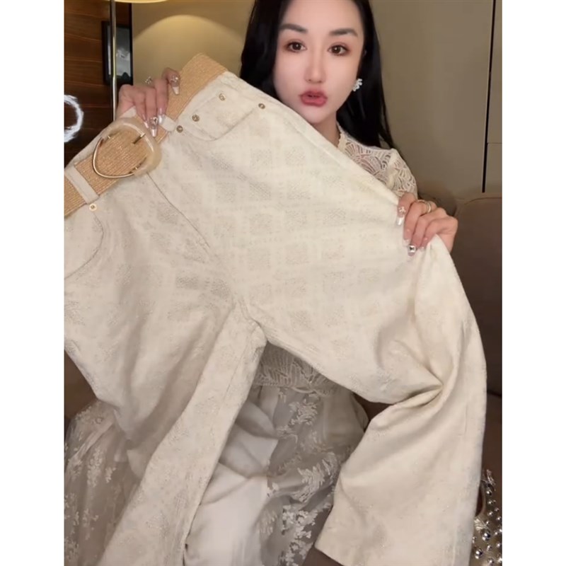 景倩妮今年流行提花设计镰刀牛仔裤2025年春季新款高腰显瘦阔腿裤