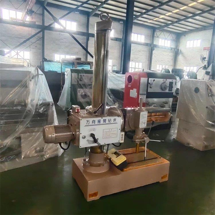 直销z3132万向摇臂钻床全新万象z3732x8摇臂钻床360°旋转斜孔